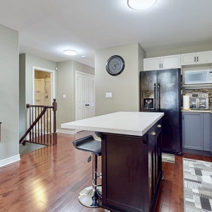 8583-Jessice-Cres-21
