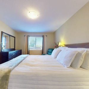 8583-Jessice-Cres-30
